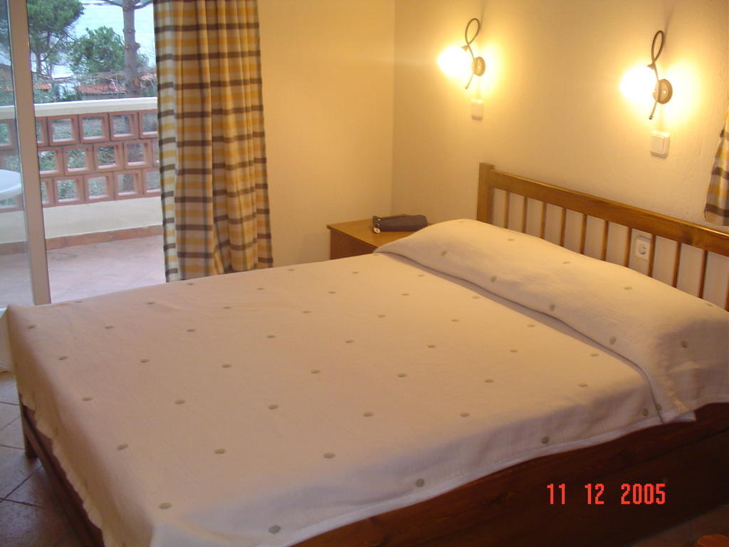 Elena Apartments Nikiti  Extérieur photo