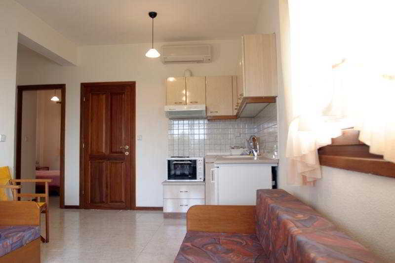 Elena Apartments Nikiti  Chambre photo
